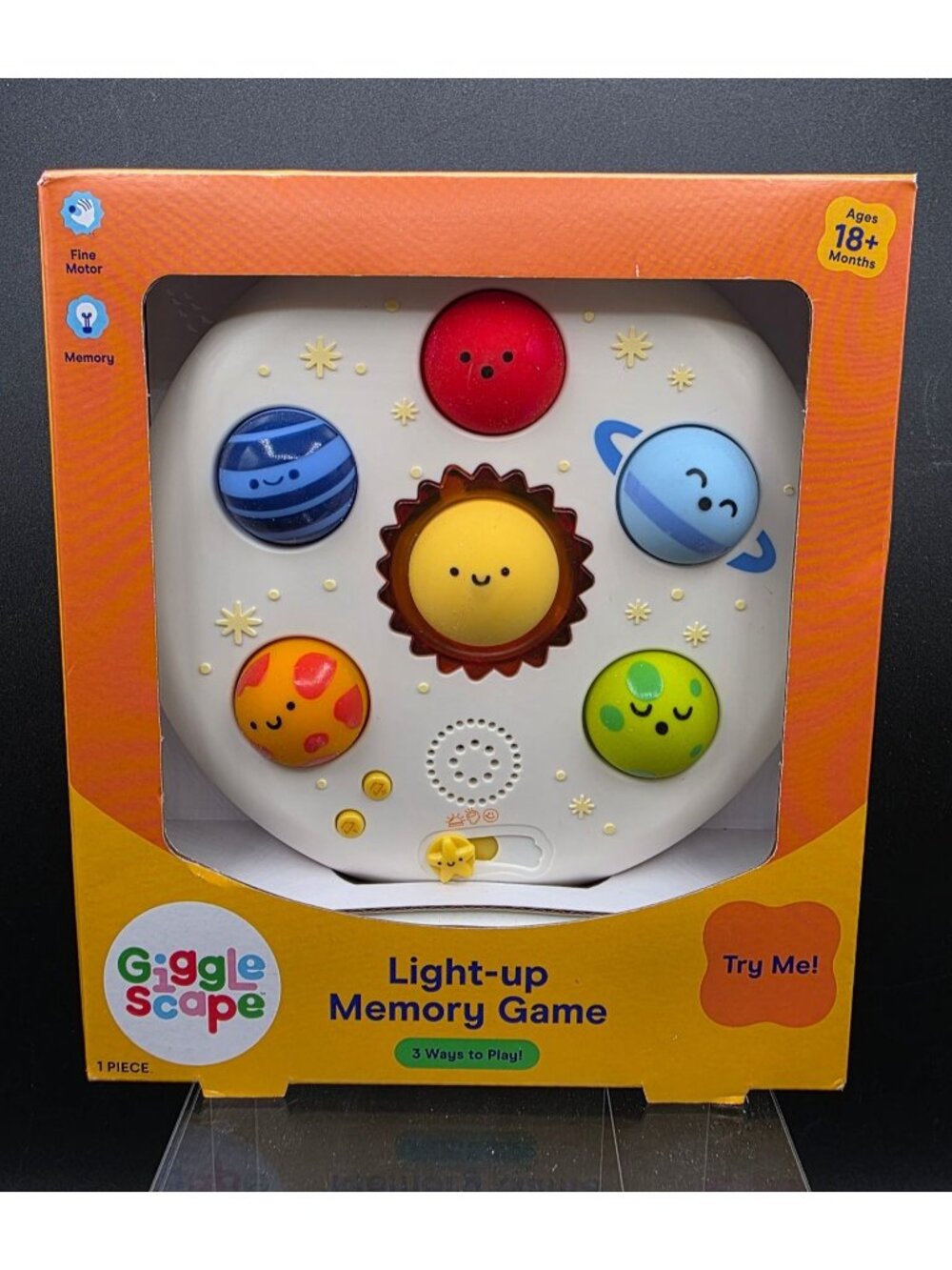 Gigglescape Light-Up Solar System Memory Game